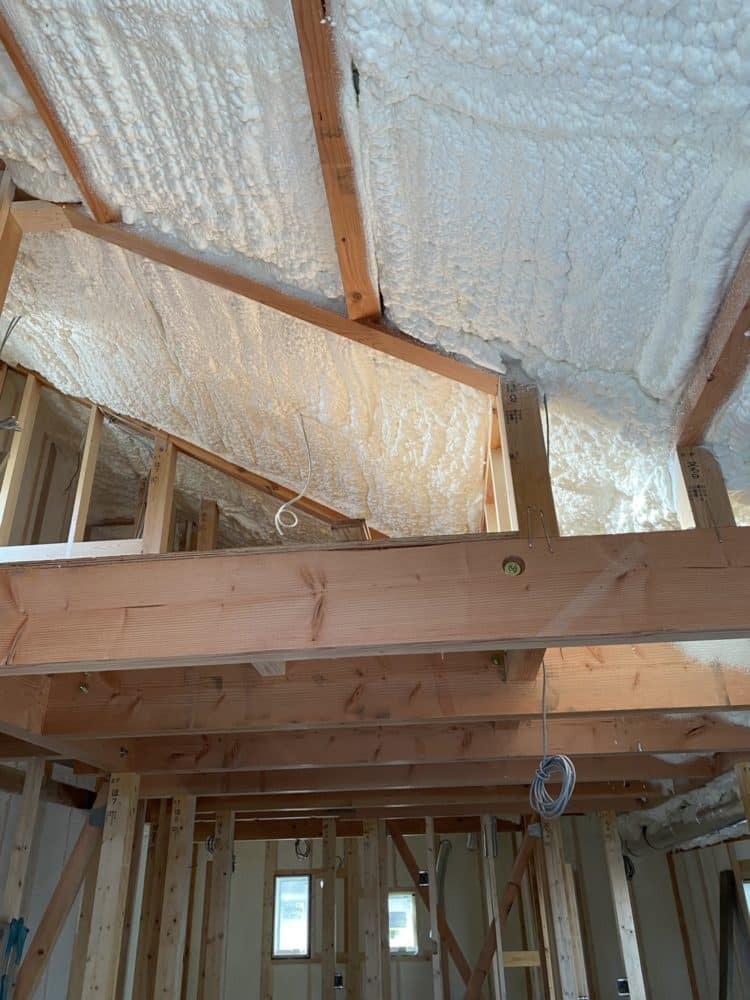 発泡ウレタン断熱材吹き付け工事終了しました! 3 S 18104329 0